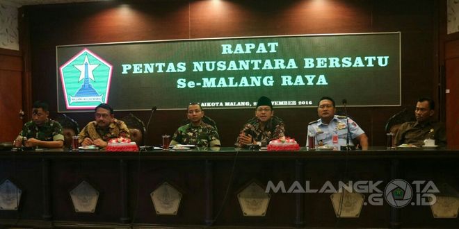 Wakil Wali Kota Malang Drs. Sutiaji memarkan pentingnya kebersamaan dan kerukunan